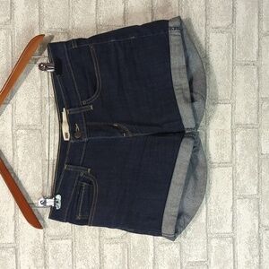 Levi's Dark Wash Cuff Hem Shorts Size 28